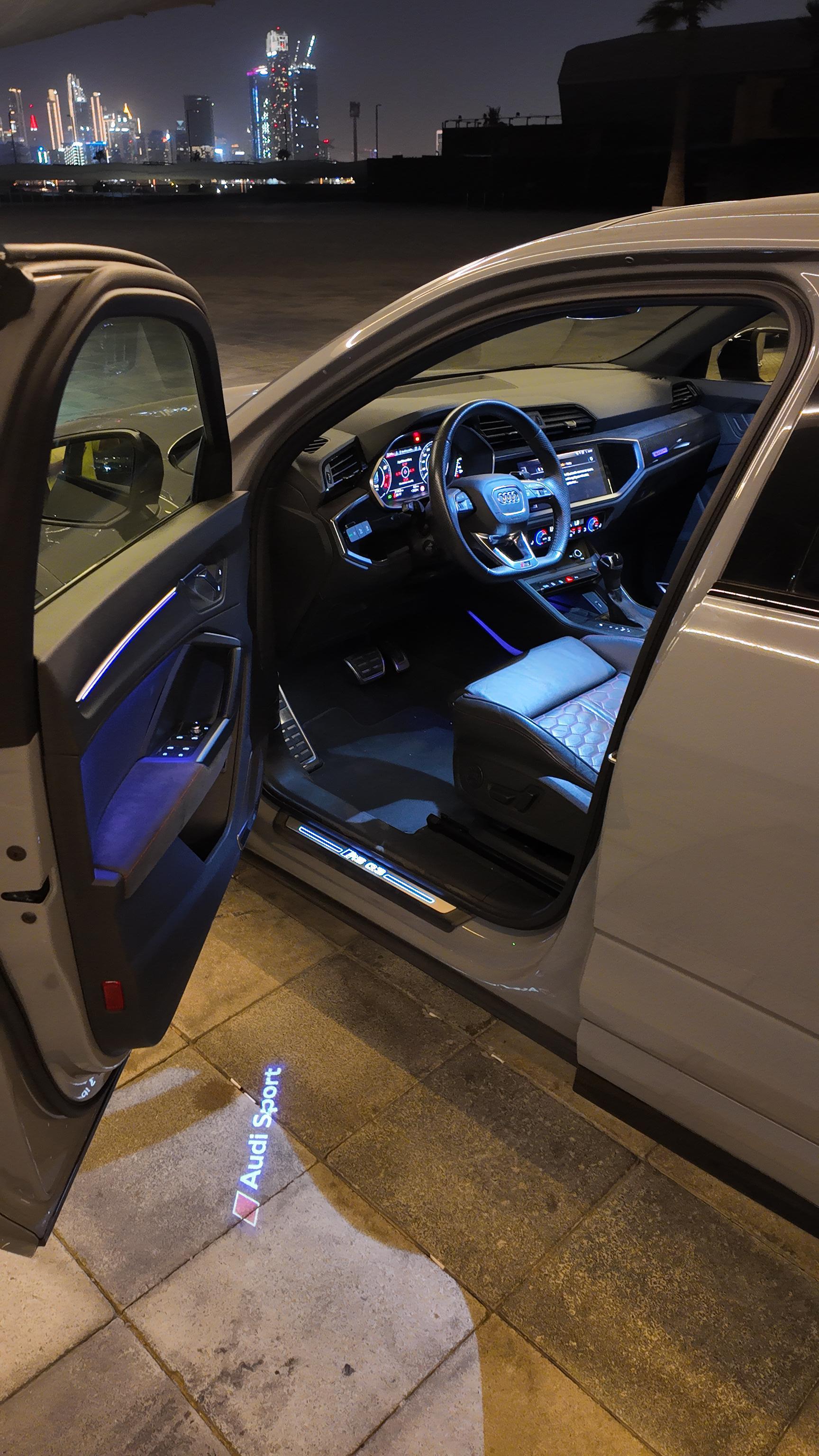 Luxury car available for rent in Dubai