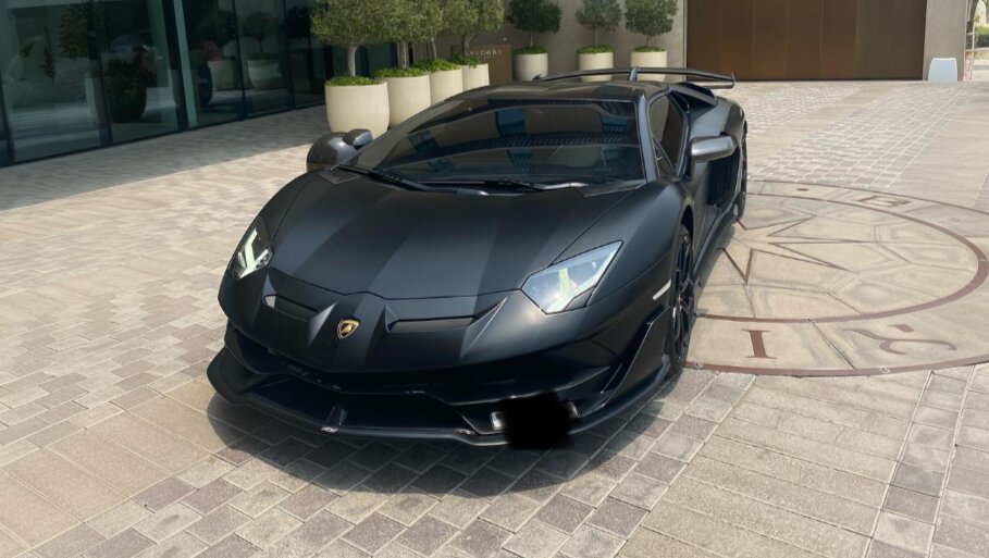 Lamborghini Aventador 2023