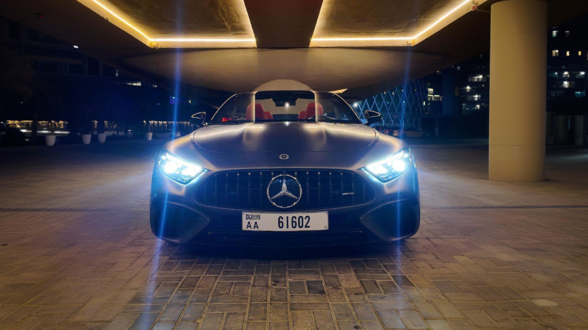 Luxury car available for rent in Dubai