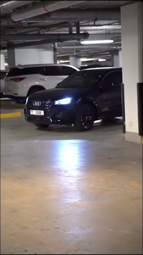 Audi Q2 2024 (Mythos Black Metallic)