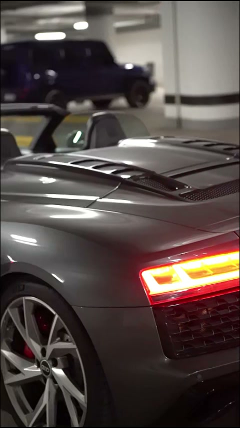 Audi R8 Spyder 2023 (Daytona Grey Pearl Effect)