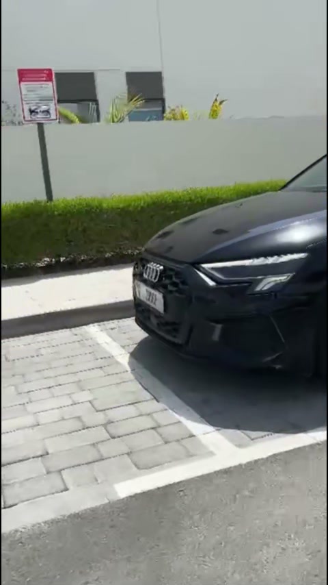 Audi S3 Sportback 2024 (Mythos Black Metallic)